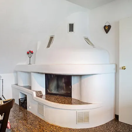 Modern In With Sauna