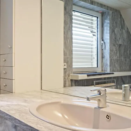 Modern In With Sauna Casa de Férias Winterberg